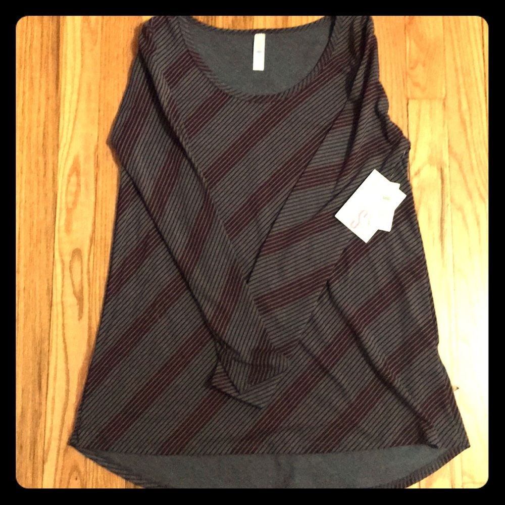 LuLaRoe Small striped Lynnae. NWT. Grey and maroon